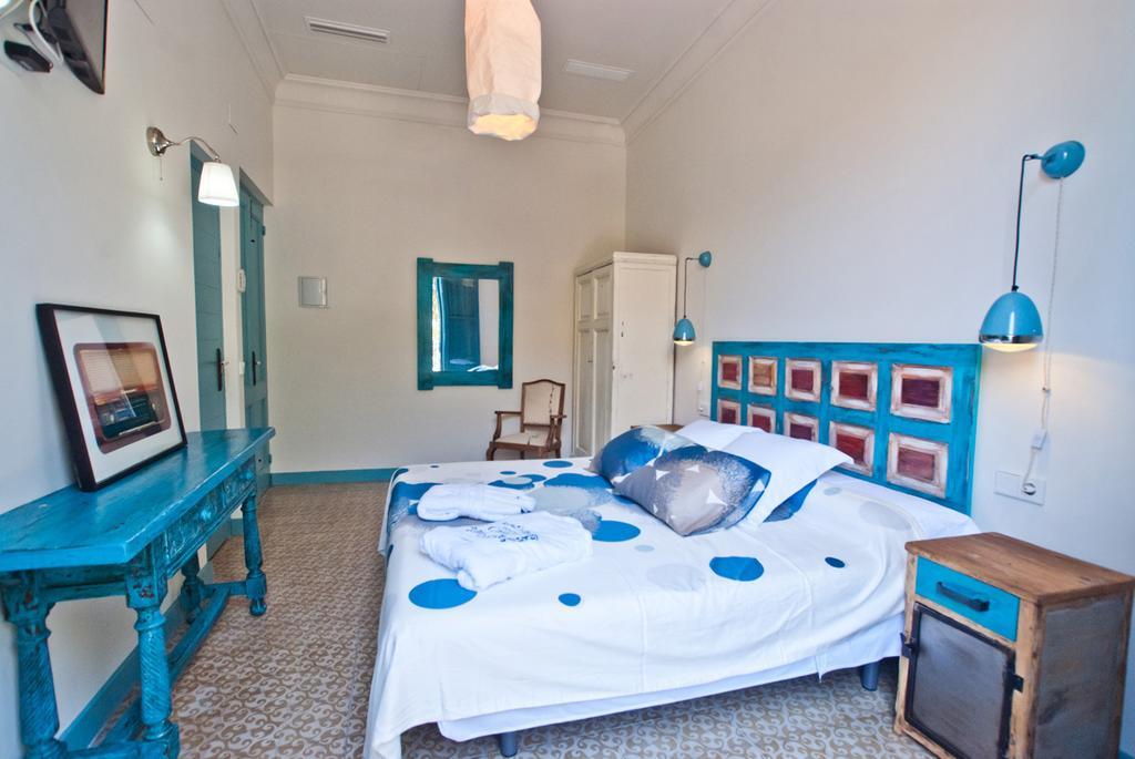 Hotel Hostal Chic Sant Feliu de Guíxols Rum bild