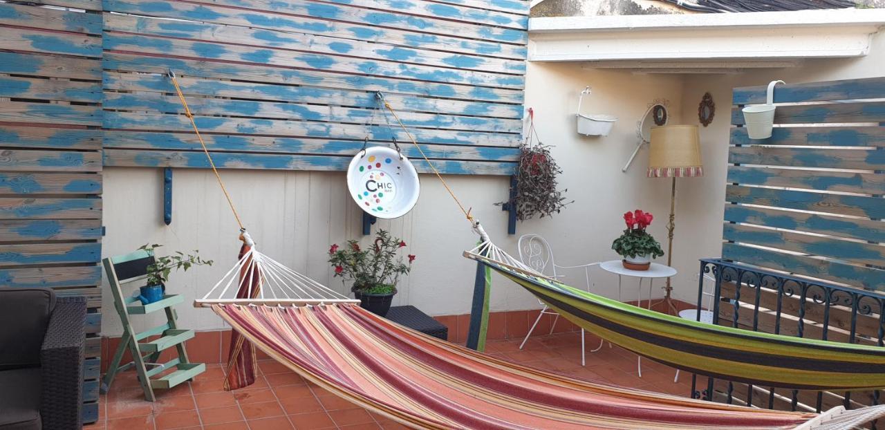 Hotel Hostal Chic Sant Feliu de Guíxols Exteriör bild